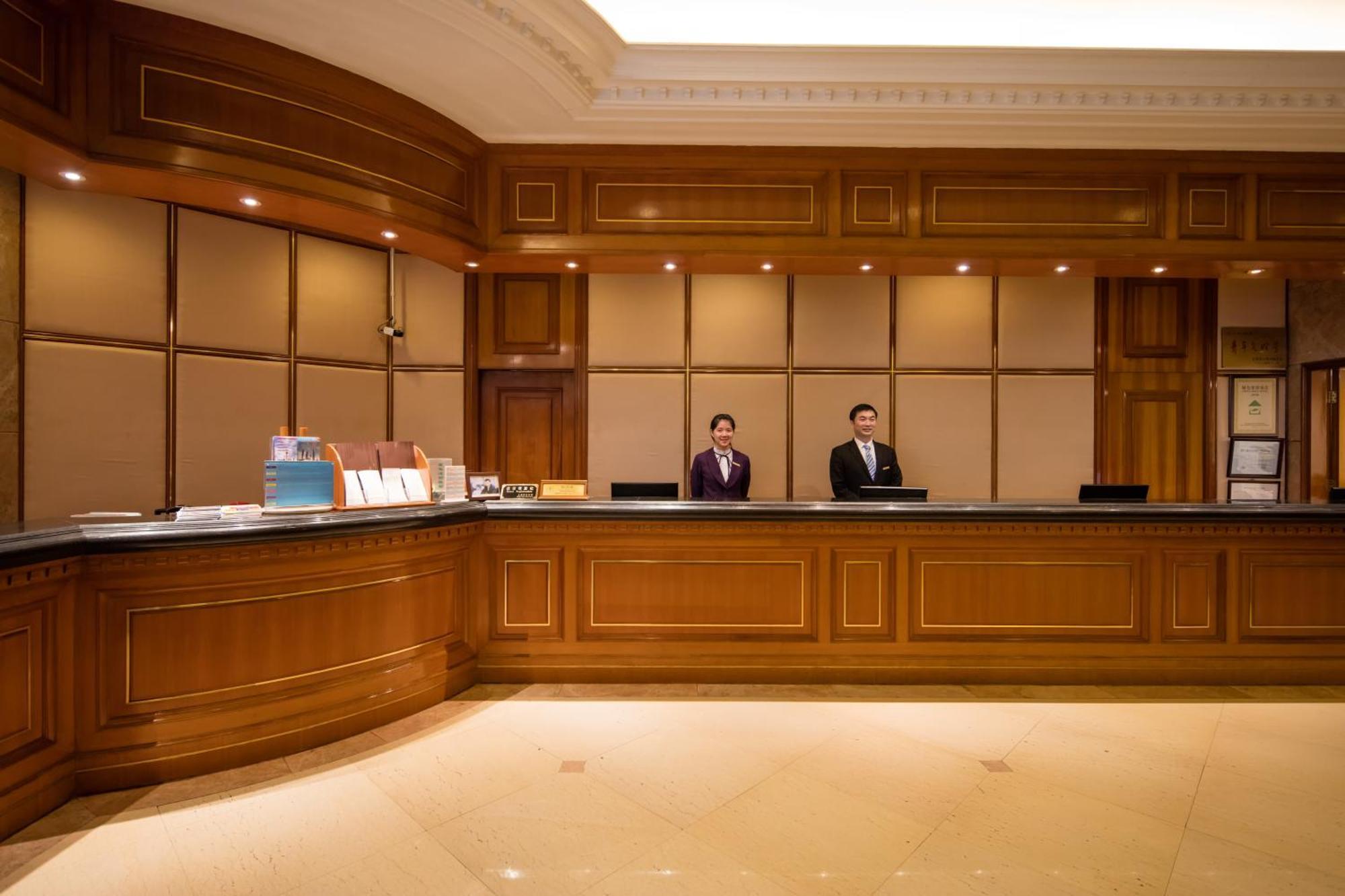 City Hotel Shanghai Hotel